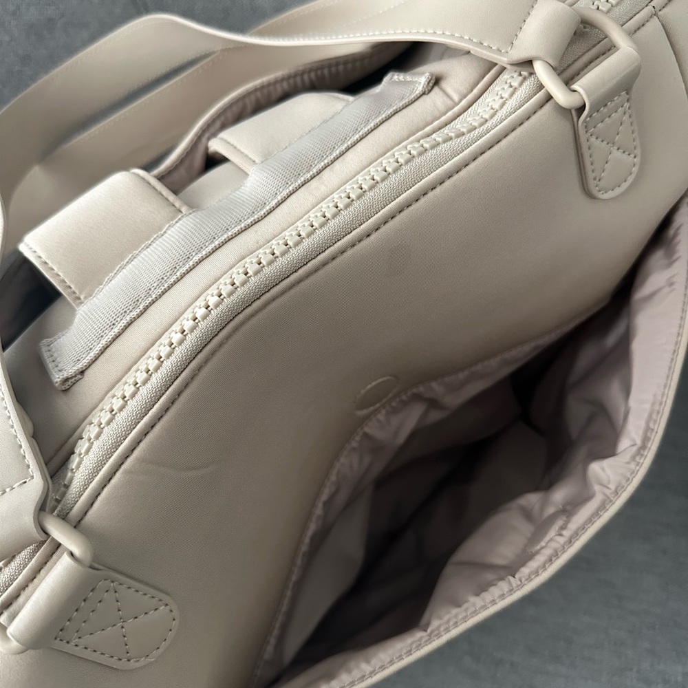 Convertible Diaper Bag in Stone - Caden Lane - Picture 4 of 11